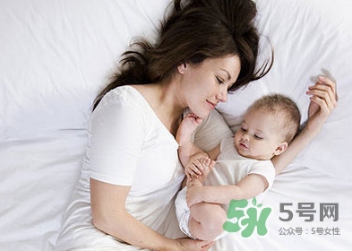 破腹產(chǎn)多久可以喂養(yǎng)母乳？破腹產(chǎn)惡露多久后干凈算正常