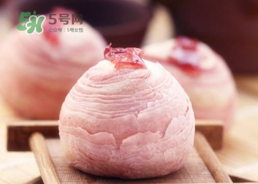 蛋黃酥為什么會(huì)開裂？蛋黃酥開裂原因