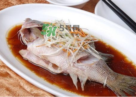 黑魚可以清蒸嗎？黑魚蒸多久？