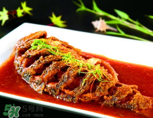 鯉魚可以做酸菜魚嗎？酸菜鯉魚的家常做法