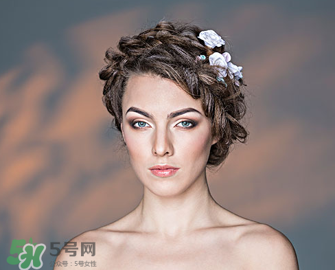 眼睛發(fā)黃是不是肝不好？眼睛發(fā)黃跟肝有關(guān)系嗎？