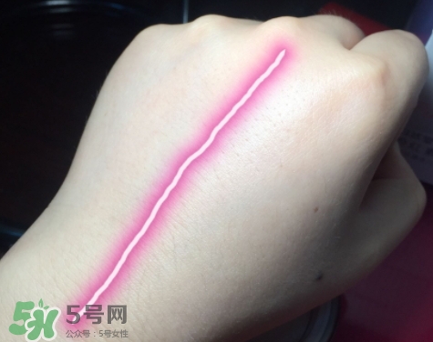 自然堂粉紅素顏霜怎么用？自然堂粉紅素顏霜使用心得