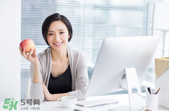 低血糖跟胖瘦有關(guān)系嗎？低血糖跟血壓有關(guān)系嗎？
