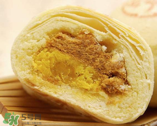 ?蛋黃酥可以不用豬油嗎？蛋黃酥用什么油好？