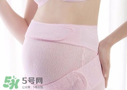 妊娠紋什么時候變白？妊娠紋產(chǎn)品什么時候用？