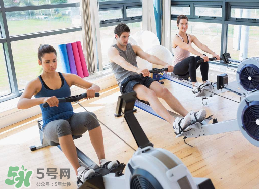 劃船機(jī)是有氧運(yùn)動(dòng)嗎？劃船機(jī)是有氧還是無氧？