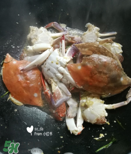 來(lái)月經(jīng)能吃梭子蟹嗎？經(jīng)期能吃梭子蟹嗎？
