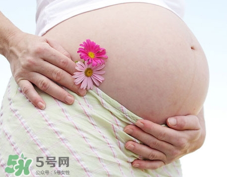 妊娠紋什么時候變白？妊娠紋產(chǎn)品什么時候用？
