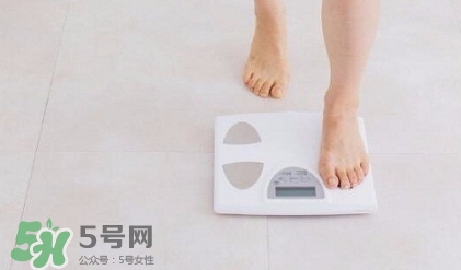 妊娠紋什么時候變白？妊娠紋產(chǎn)品什么時候用？