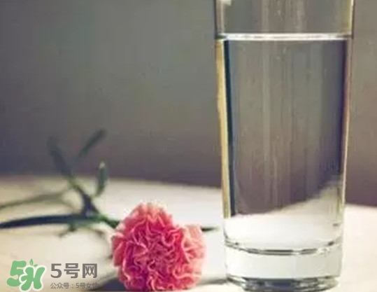 飲用水含微塑料有什么危害？飲用水中的微塑料怎么來的