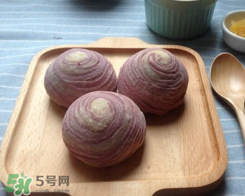 蛋黃酥什么牌子的好吃？蛋黃酥哪個牌子好吃？