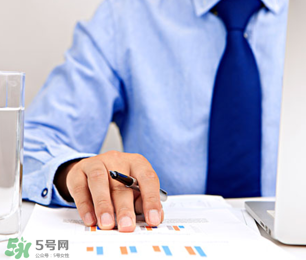 指甲上沒有月牙是怎么回事？指甲上沒有月牙是不是不健康？
