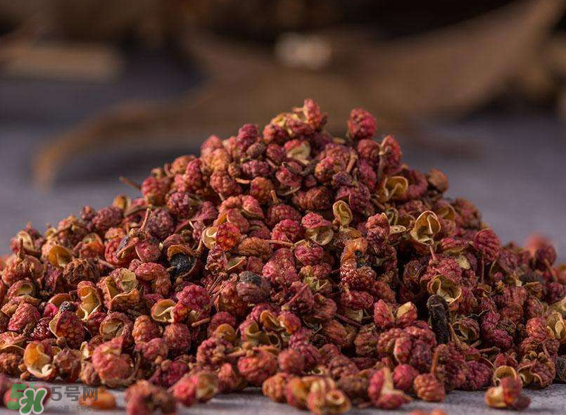 花椒泡腳有什么好處？花椒泡腳可以天天泡嗎？