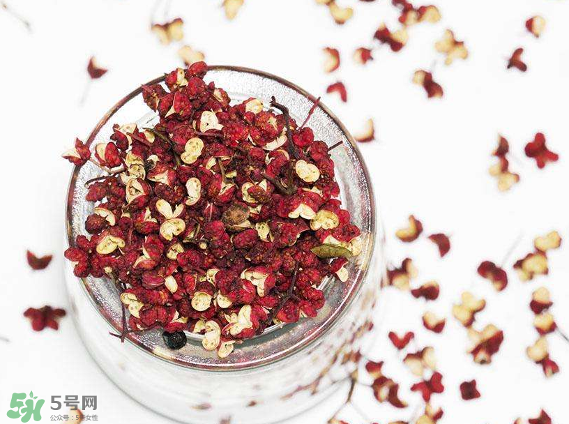 花椒泡腳有什么好處？花椒泡腳可以天天泡嗎？