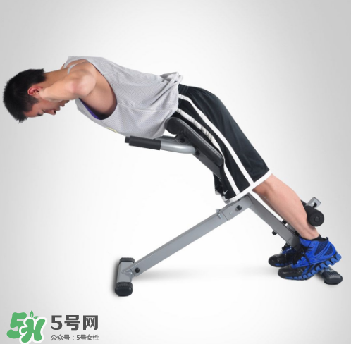 羅馬椅挺身練哪里？羅馬椅挺身一組做幾個？