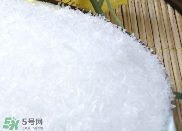 味精和雞精哪個(gè)更健康？味精和雞精哪個(gè)對(duì)身體危害大？