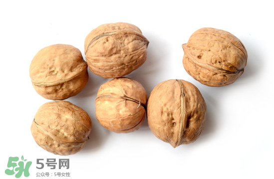 吃核桃能除濕嗎？濕氣重可以吃核桃嗎？