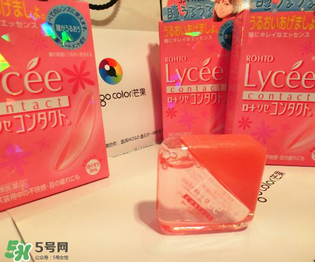 樂敦小粉花戴著隱形能用嗎_戴隱形能不能滴？