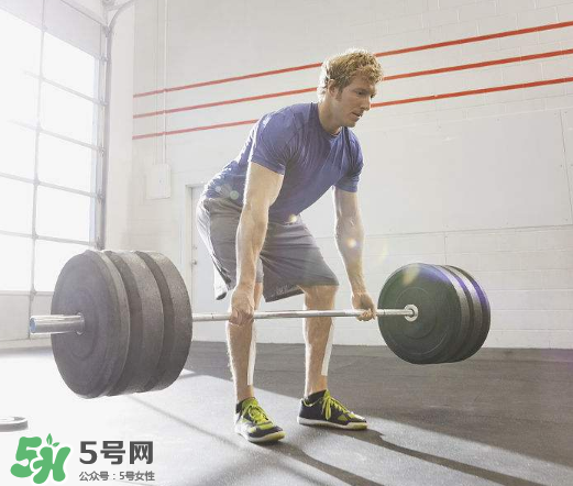 硬拉能練腰嗎？硬拉能提高性功能嗎？