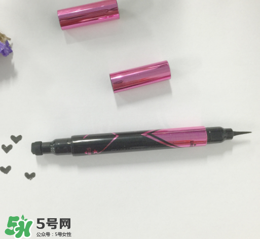 美寶蓮眼線液筆怎么樣？美寶蓮眼線液筆暈染嗎？