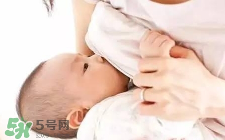 要上班了寶寶吃母乳怎么辦？要上班了寶寶不吃奶瓶怎么辦？
