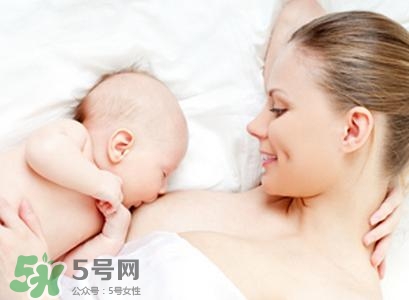 寶寶睡覺吃奶好嗎？寶寶睡覺吃奶怎么辦？