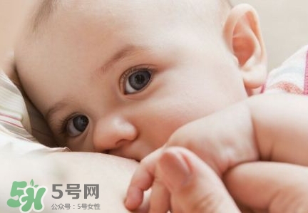 母乳能做什么？母乳可以放冰箱保鮮多久？