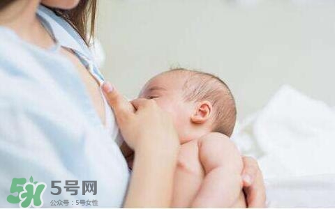 母乳到什么時候就沒營養(yǎng)了？母乳什么時候斷最好？