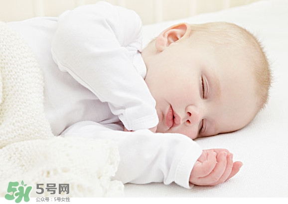 寶寶張嘴睡覺怎么回事？寶寶張嘴睡覺怎么糾正？