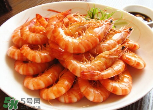 海蝦怎么做簡單又好吃？海蝦怎么去掉蝦線？