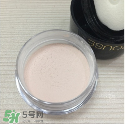 ILISYA柔色定妝蜜粉多少錢？ILISYA柔色定妝蜜粉怎么樣？