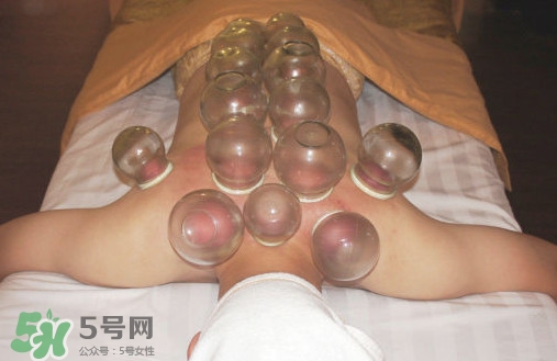 真空拔罐拔出水泡來是怎么回事？真空拔罐的正確使用方法