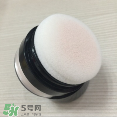 ILISYA柔色定妝蜜粉多少錢？ILISYA柔色定妝蜜粉怎么樣？