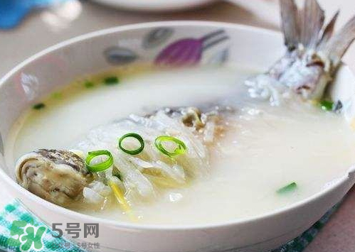 喝鯽魚(yú)湯會(huì)胖嗎？鯽魚(yú)湯可以經(jīng)常喝嗎？
