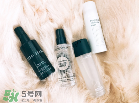 涂了防曬再上散粉會搓泥嗎？防曬噴霧和散粉的先后順序 