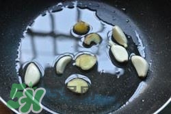 香辣蟹怎么做最好吃？香辣蟹怎么處理螃蟹？