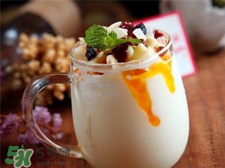 生孩子時(shí)吃什么易助產(chǎn)？生孩子時(shí)吃巧克力