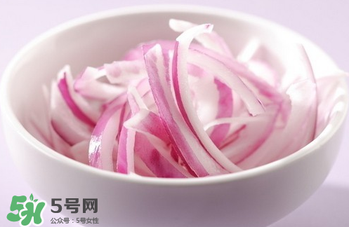 洋蔥能榨汁喝嗎？洋蔥榨汁的功效和作用