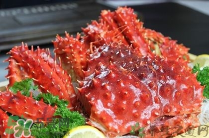 螃蟹吃什么食物長(zhǎng)得大？十月份吃什么螃蟹？