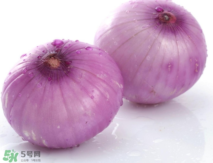 洋蔥汁能黑發(fā)嗎？洋蔥汁擦頭發(fā)能生發(fā)嗎？