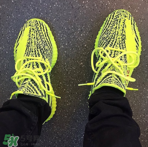 yeezy boost 350 v2 frozen yellow黃斑馬實(shí)物上腳效果怎么樣？