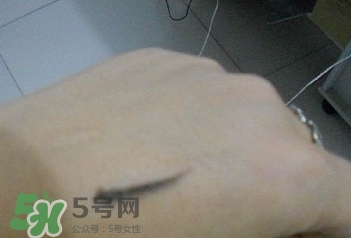 美寶蓮眼線膏暈染嗎？美寶蓮眼線膏好用嗎