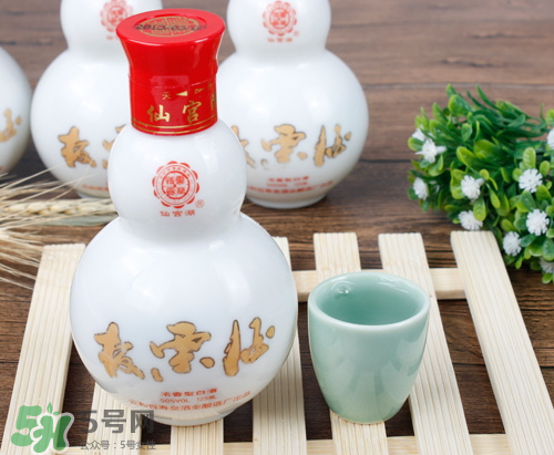 ?板栗酒能存放多久？?板栗泡酒可以放多久？