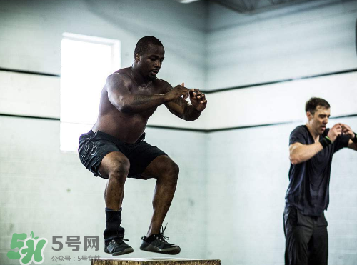 crossfit適合所有人嗎？crossfit適合女生練嗎？