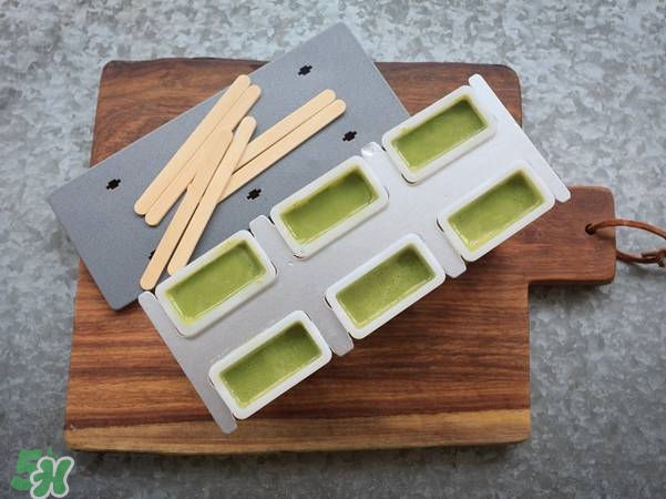 牛油果沙拉怎么做？牛油果沙拉用什么醬？
