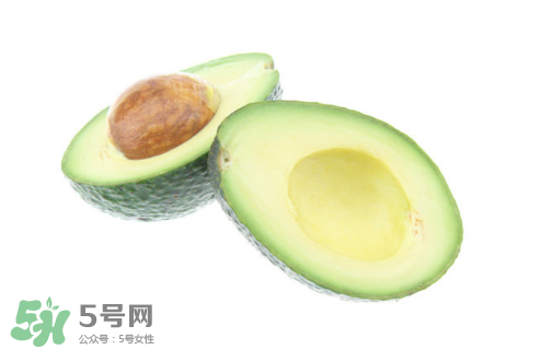 寶寶吃牛油果要蒸熟嗎？寶寶吃牛油果會(huì)便秘嗎？