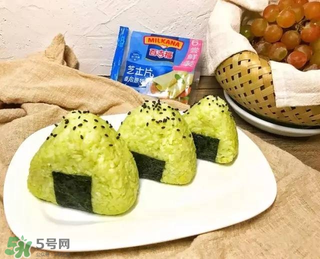 牛油果沙拉怎么做？牛油果沙拉用什么醬？
