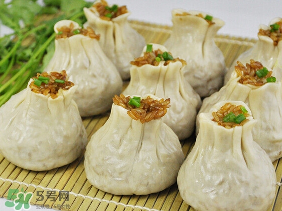 燒麥?zhǔn)鞘裁礀|西？燒麥?zhǔn)悄睦锏奶禺a(chǎn)？
