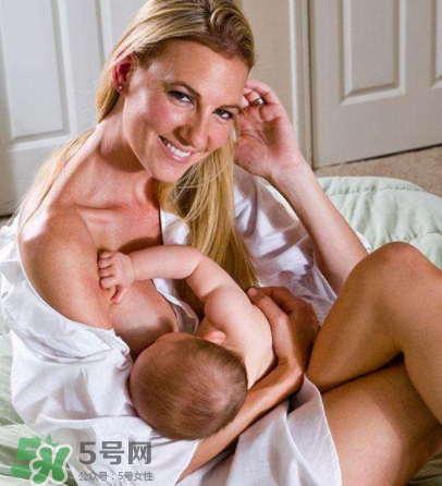 寶寶突然不吃母乳了怎么回事？寶寶不吃母乳是為什么？