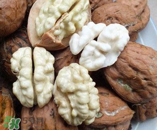 鮮核桃是涼性還是熱性？鮮核桃是發(fā)物嗎？